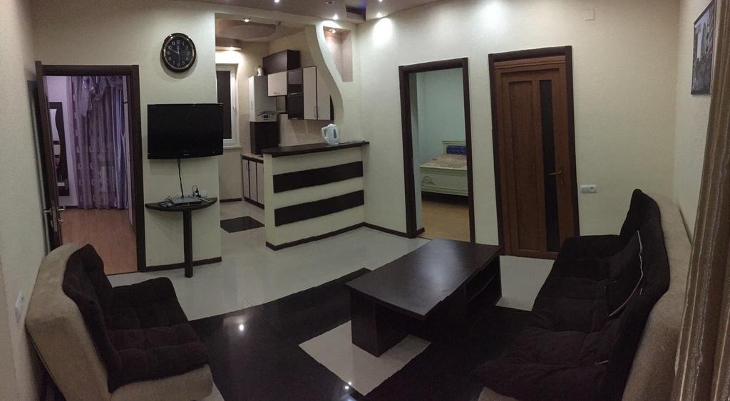 Tatev Apartments Erivan Zimmer foto